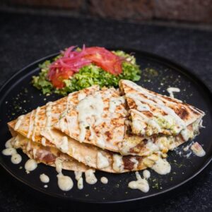 QUESADILLAS POLLO